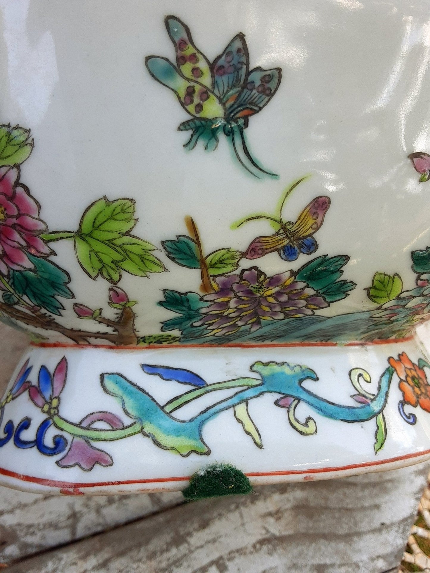 Chinese Lobed Oblong Pedestal Bowl - Bird Of Paradise - Mid 20th Century - Bazzy's