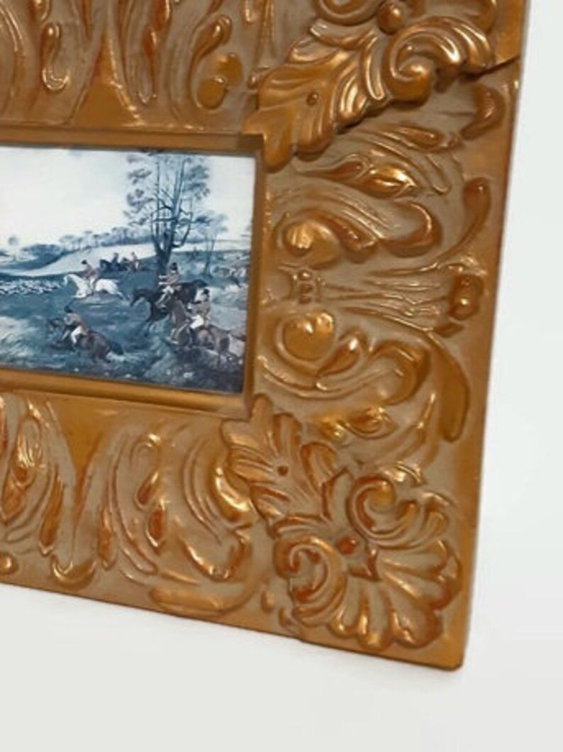 Gold Acanthus Design Frame - Hunting Scene With Foxhounds - Bazzy's