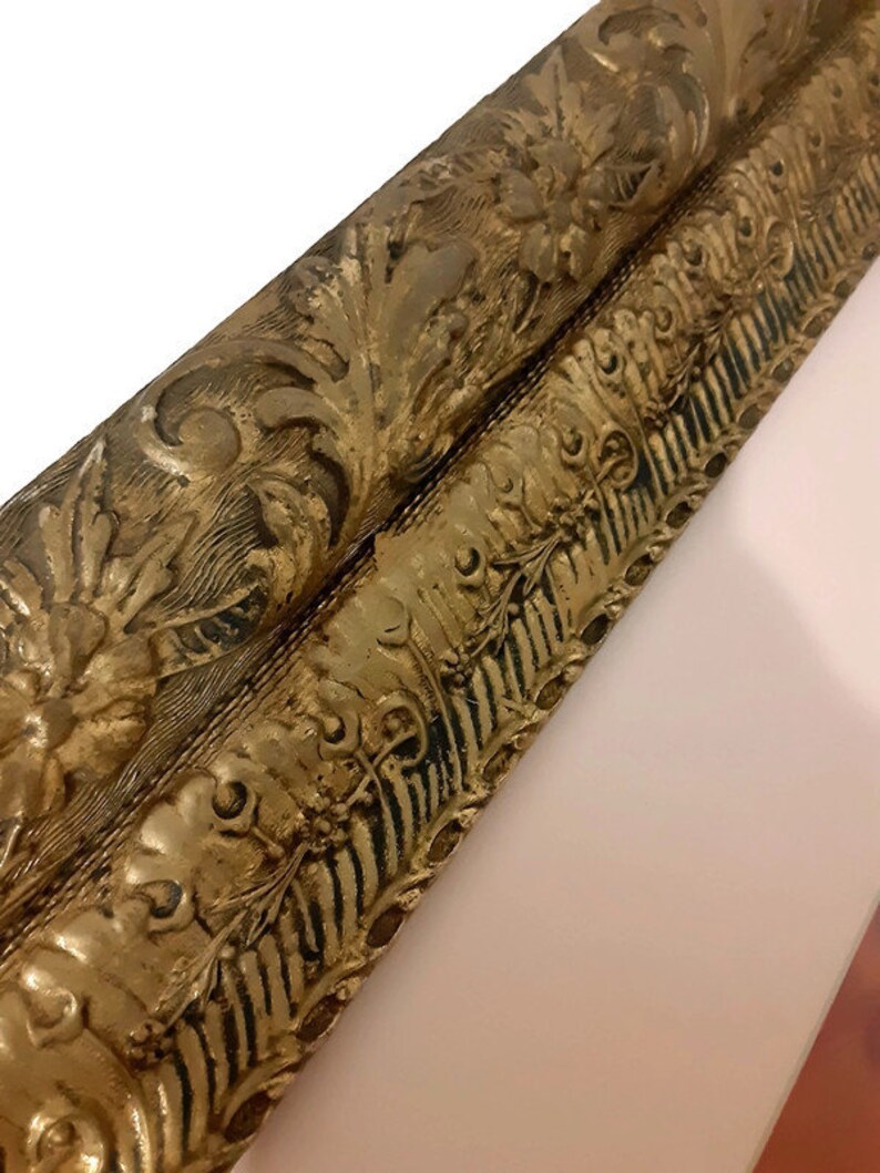 Vintage Deep Well Wooden Gesso Frame - Gilded Acanthus Design