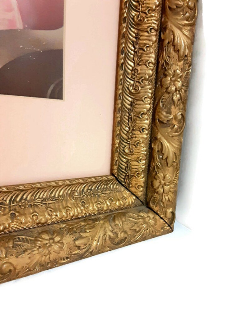 Vintage Deep Well Wooden Gesso Frame - Gilded Acanthus Design