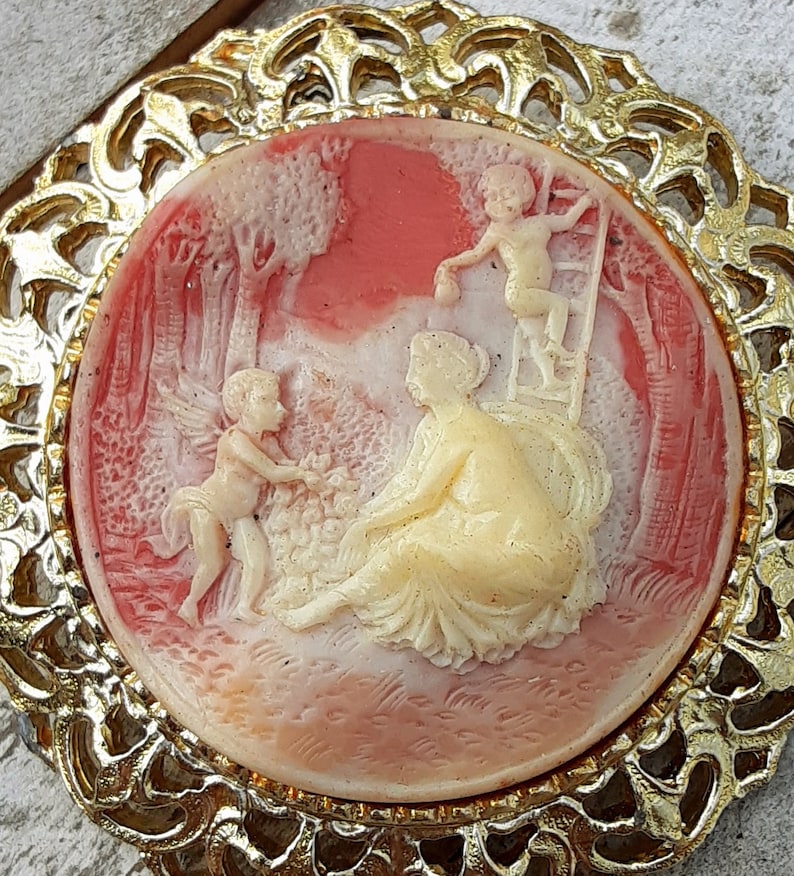 Psyche in Cupid's Garden Cameo - Greek Mythology