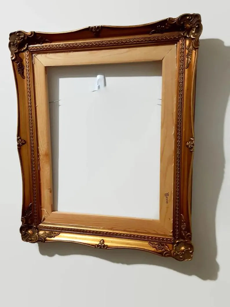 Vintage Rococo Style Wood Frame - Gold Scallop Accent